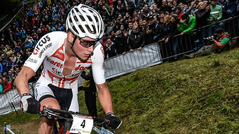 Mathieu van der Poel in actie op de mountainbike (Archieffoto: VI Images).