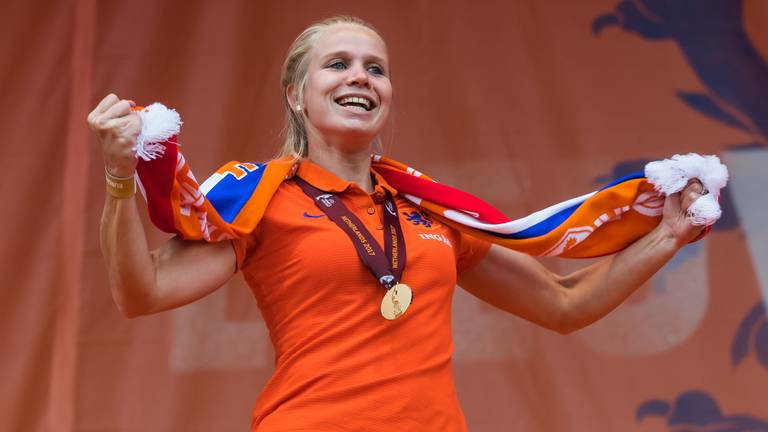 Kika van Es gaat komend seizoen bij Ajax spelen (foto: VI Images).