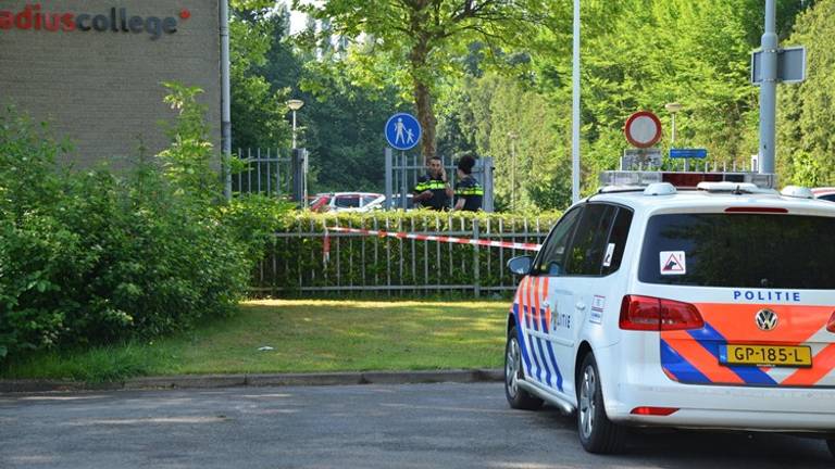 Na de steekpartij op het Radius College werd de politie gealarmeerd (foto: archief).