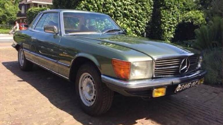 De gestolen Mercedes 280 SLC (Foto: Mark van der Schoor)