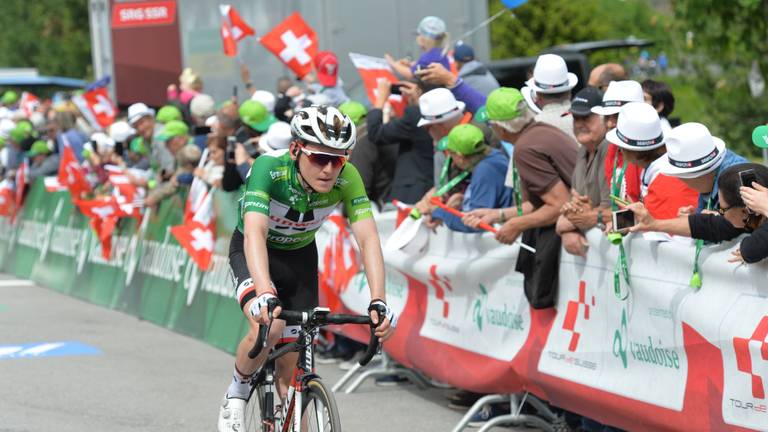Sam Oomen tijdens de zevende etappe van de Ronde van Zwitserland (foto: VI Images).