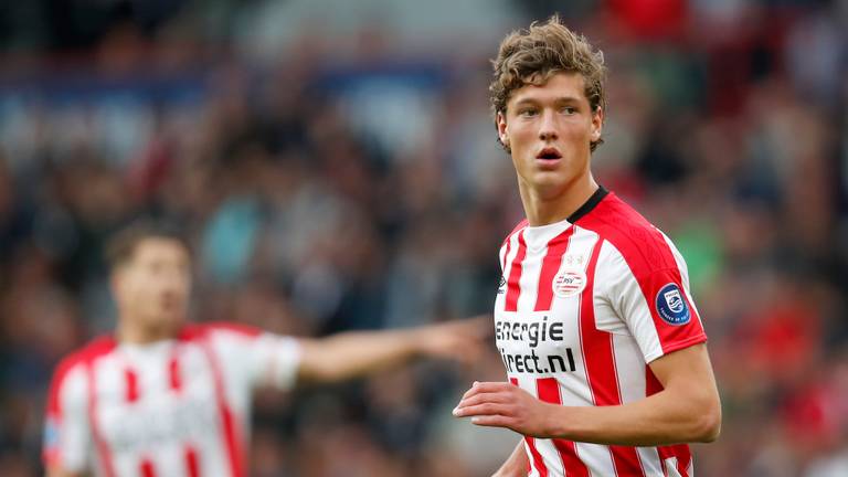 Sam Lammers in het shirt van PSV (foto: VI Images).