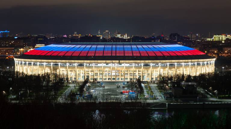 Op het dak van het Luzhniki stadion in Moskou installeerde Signify een LED-dak