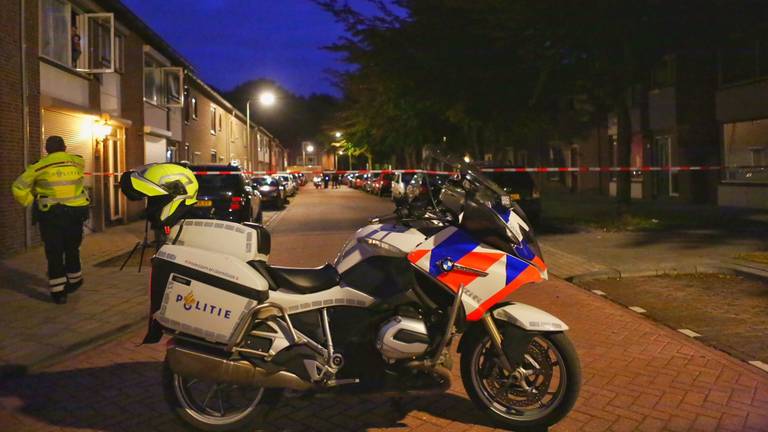 Politie-onderzoek in Tilburg (Foto: Hendriks MultiMedia)