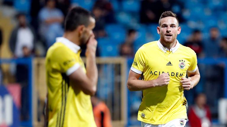 Vincent Janssen in het shirt van Fenerbahçe (foto: VI Images).