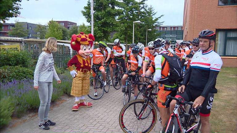 Maandagochtend vertrokken de leerlingen