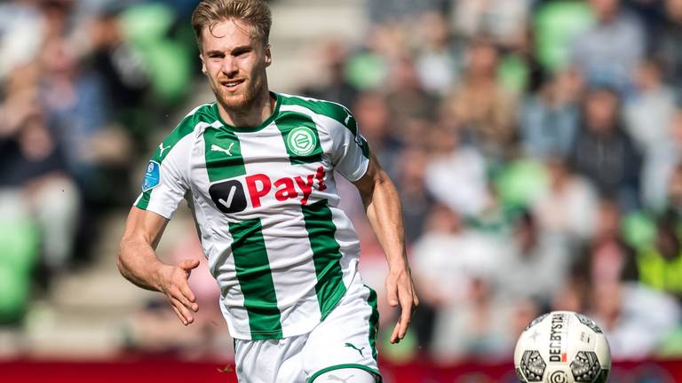 Tom van Weert in actie voor FC Groningen. (Foto: VI Images)