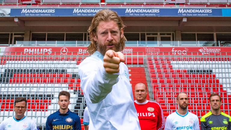 Björn van der Doelen gaat supporters van PSV klaarmaken voor het nieuwe seizoen (foto: @PSV).