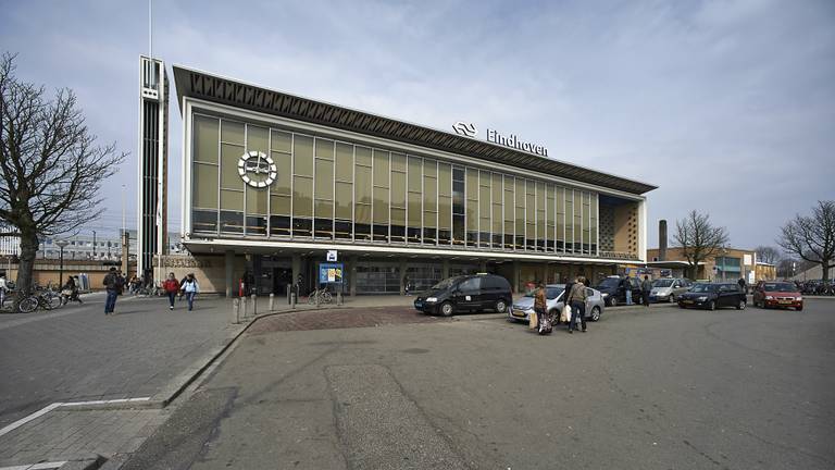 Het Stationsplein in Eindhoven. (Foto: ANP)