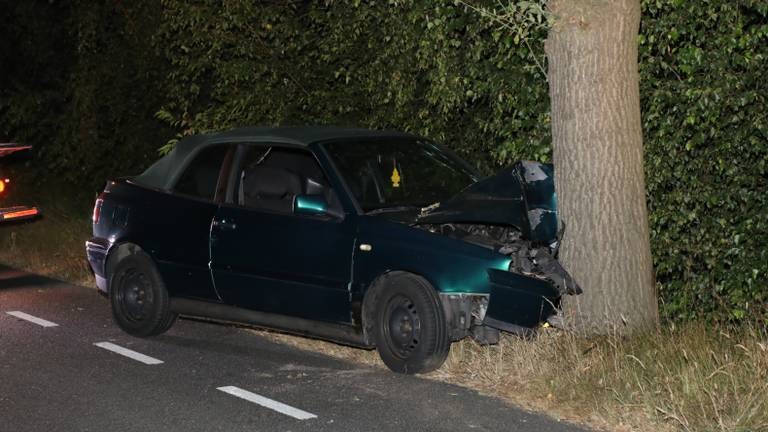 De bestuurder van deze auto is spoorloos. (Foto: Erik Haverhals/FPMB)
