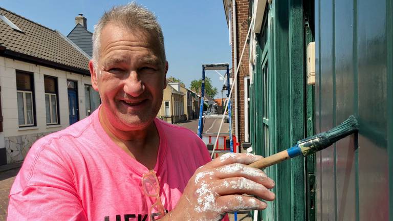 Schilder Rob Vlemmix uit Breda (foto: Erik Peeters)