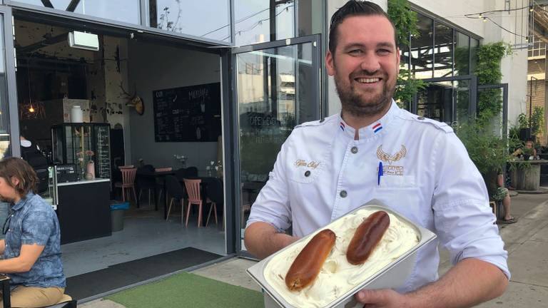 Het enige, echte, dankzij het Buske verzonnen, Brabantse worstenbroodijs