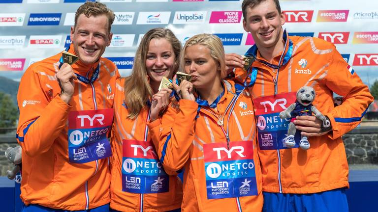 Pepijn (links) op het podium (Foto: Instagram).