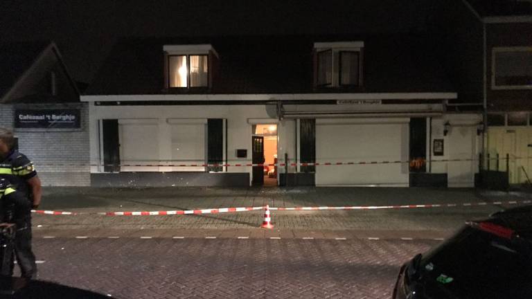 De politie heeft de omgeving afgezet. (foto: archief).