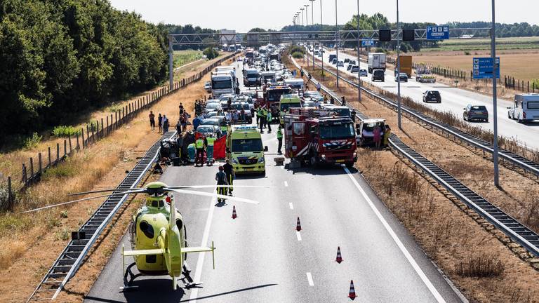 Zwaargewonde bij ongeluk op A58 (Jack Brekelmans/Persburo BMS).