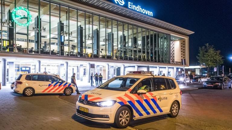 Er viel één gewonde bij de steekpartij. (Foto: SQ Vision)