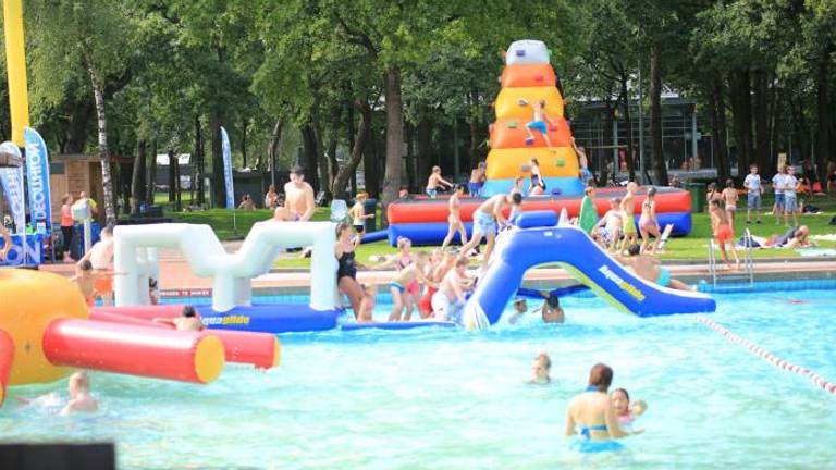 De zomer van 2018 gaat de boeken in als een topper voor de buitenbaden (Foto: De Warande Oosterhout)