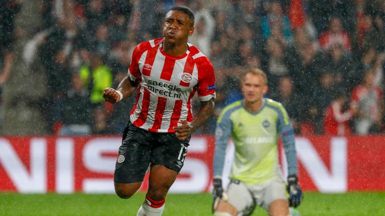 Steven Bergwijn zet PSV op voorsprong tegen BATE Borisov. (Foto: ANP)