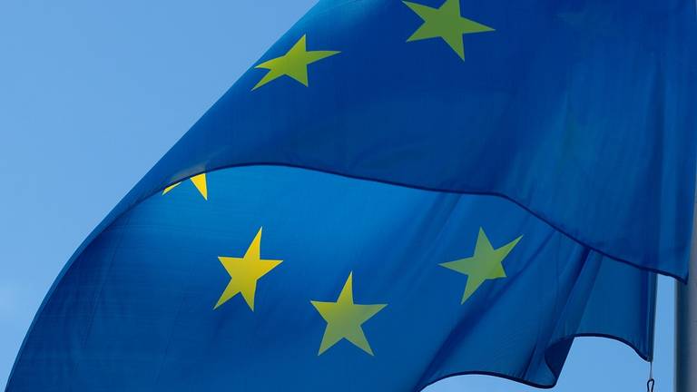 De Europese vlag is straks te zien in het provinciehuis. (Foto: Pixabay)