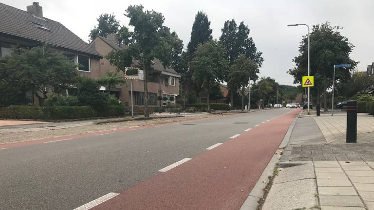 Het kindje werd gevonden op de Flintdijk in Roosendaal. (foto: Raymond Merkx)