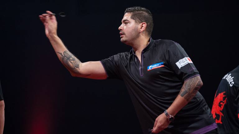 Jelle Klaasen tijdens de Dutch Darts Championship (Foto: Kelly Deckers / PDC Europe)