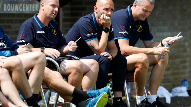 Jefta Bresser (links) vertrekt naar De Graafschap (foto: VI Images).