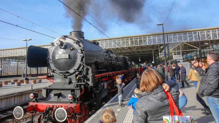 Een stukje nostalgie op het station Eindhoven (Foto: Arno van der Linden)