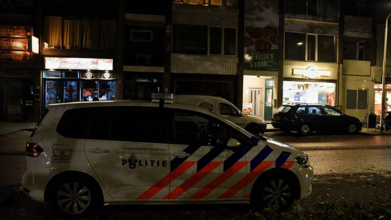 De pizzabezorger werd met een wapen overvallen (foto: Toby de Kort)