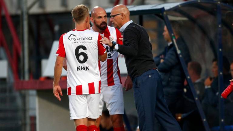 TOP Oss speelt vrijdagavond tegen Sparta Rotterdam (foto: VI Images).