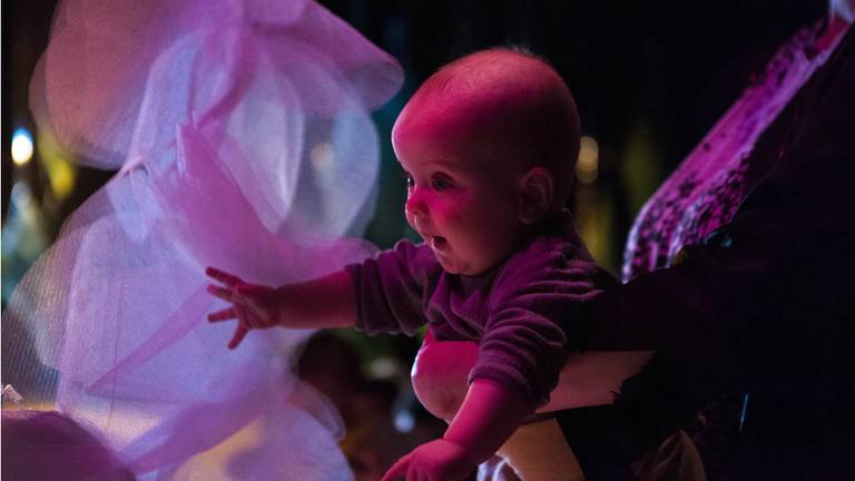 De Zweedse dansvoorstellling voor baby's (foto: Fernando Molin)