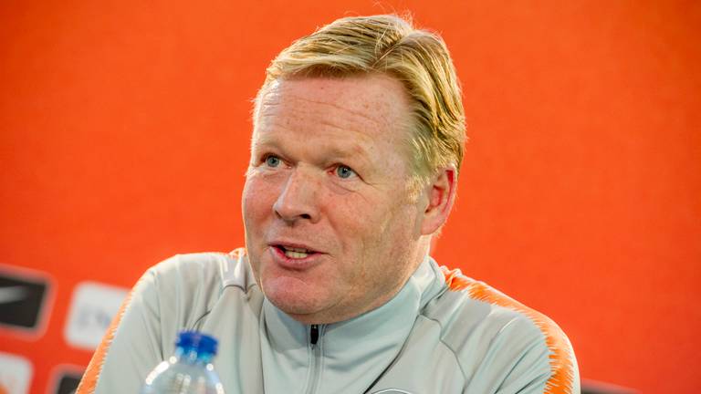 Ronald Koeman heeft vertrouwen in PSV-debutanten en Arnaut Groeneveld (foto: VI Images).
