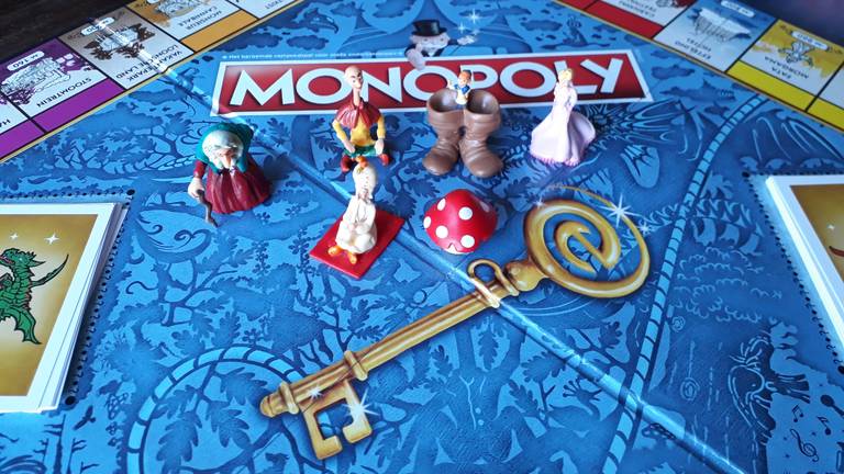 Eigen pionnetjes voor Efteling-Monopoly (Foto: Heidi)