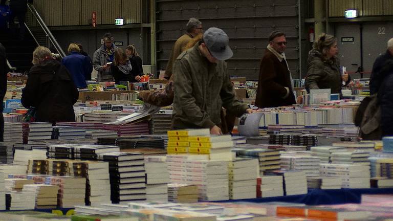 Meer dan een miljoen boeken op het boekenfestijn