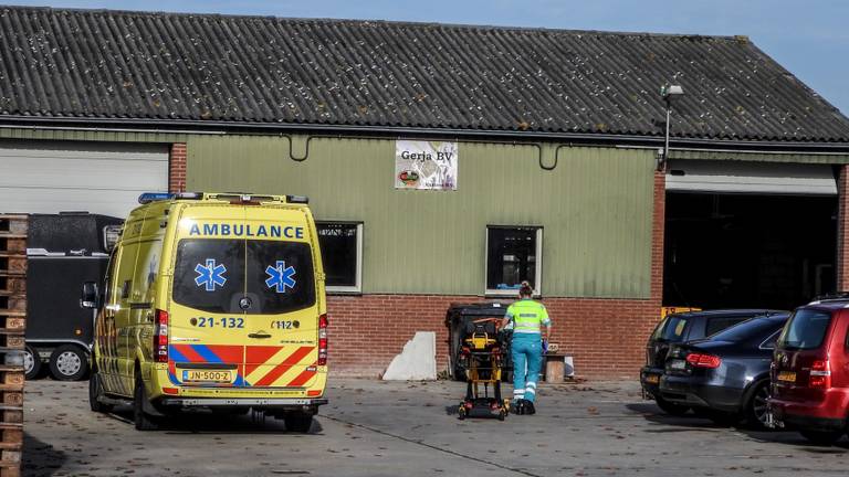 Meerdere hulpdiensten werden opgeroepen na het ongeluk. (Foto 112Nieuwsonline)