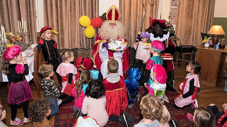 Kinderen in het Huis van Sinterklaas in Waalwijk in 2017. (foto: Huis van Sinterklaas)