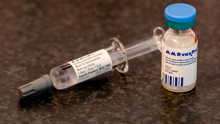 Het vaccin tegen bof, mazelen en rode hond (foto: ANP).