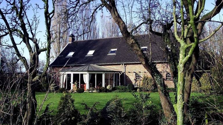 Corrie van der Valk werd voor het laatst gezien op 7 januari 2001 in haar villa in Nederasselt. (Foto: ANP)