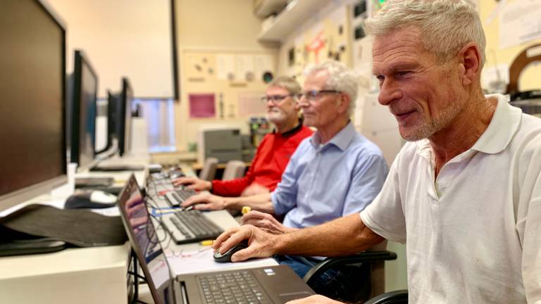 Leden van de Eindhovense Computer Associatie (Foto: Stan Hamacher)