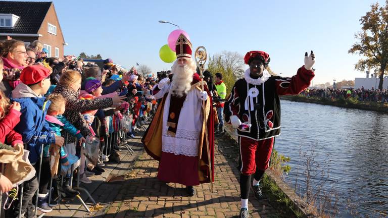De intocht van Sinterklaas in Eindhoven vorig jaar. (Foto: Karin Kamp)