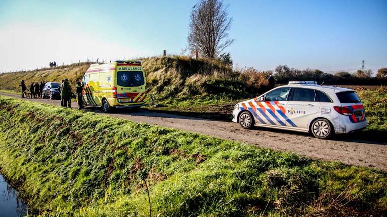 Een vrouw is gewond geraakt bij jachtongeluk in Rilland. (Foto: 112Nieuwsonline).