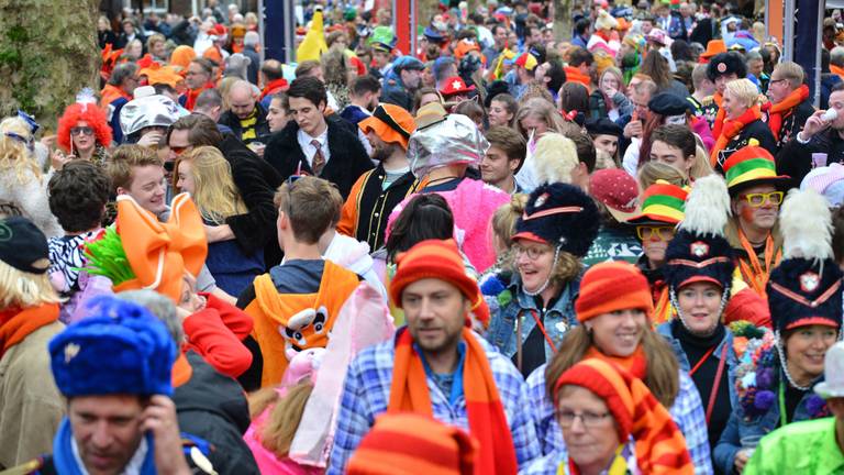 D'n elfde van d'n elfde, carnaval begint (foto: Perry Roovers, SQ Vision Mediaprodukties)