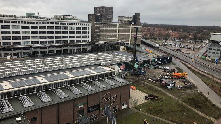 StrijpS werd door het bombardement zwaar geraakt (foto: Tonnie Vossen)