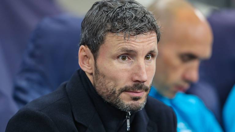 PSV-trainer Mark van Bommel (foto: VI Images).