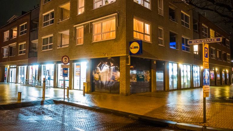 De Lidl in Best is overvallen met een mes (Foto: Sem van Rijssel)