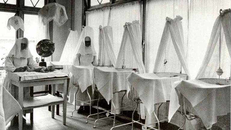 Wiegjes in Moederheil. (Foto: Collectie Stadsarchief Breda) 
