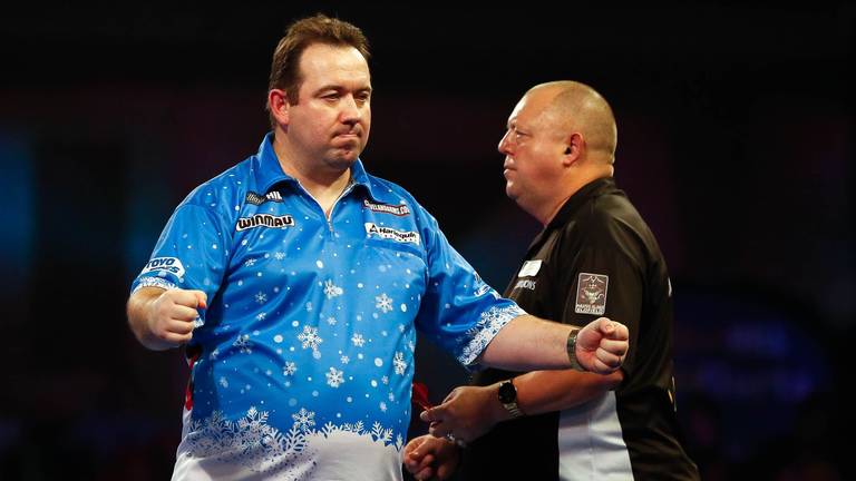 Brendan Dolan is blij met de zege op Mervyn King (foto: VI Images).