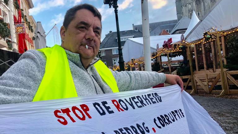 Erwin Wilkens strijdt tegen de 'roverheid' (Foto: Peeters)