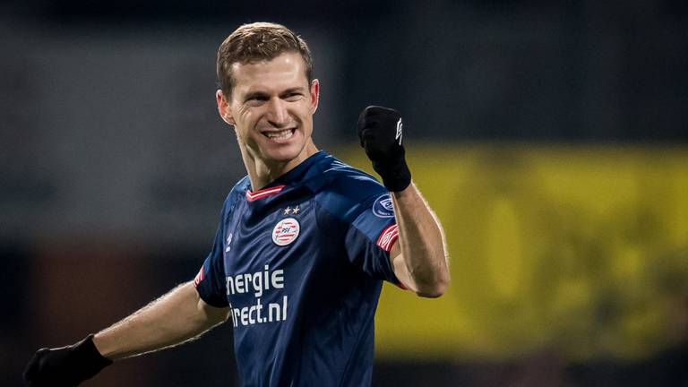 PSV kan zich voor de vijfde jaar op rij tot de bestpresterende Eredivisieploeg kronen. (Foto: VI Images)