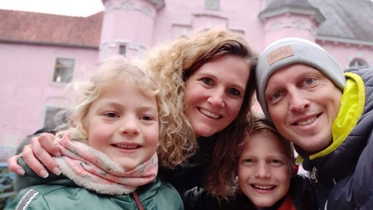 Al 62 000 Euro Voor Superheld Papa Jay Uit Een Huis Vol Omroep Brabant