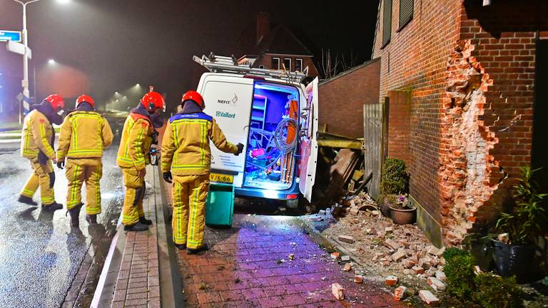 De schade is aanzienlijk. (Foto: Rico Vogels)